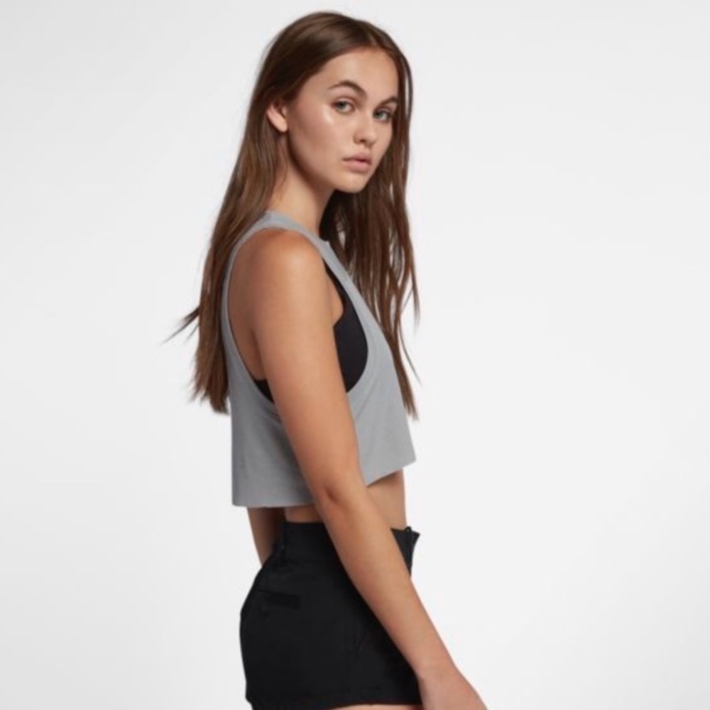 SOLD Hurley crop workout shirt - Picture 2 of 7